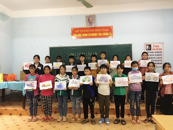 Hoạt động Câu lạc bộ Tiếng Anh của Trường THCS Quảng Nguyên
